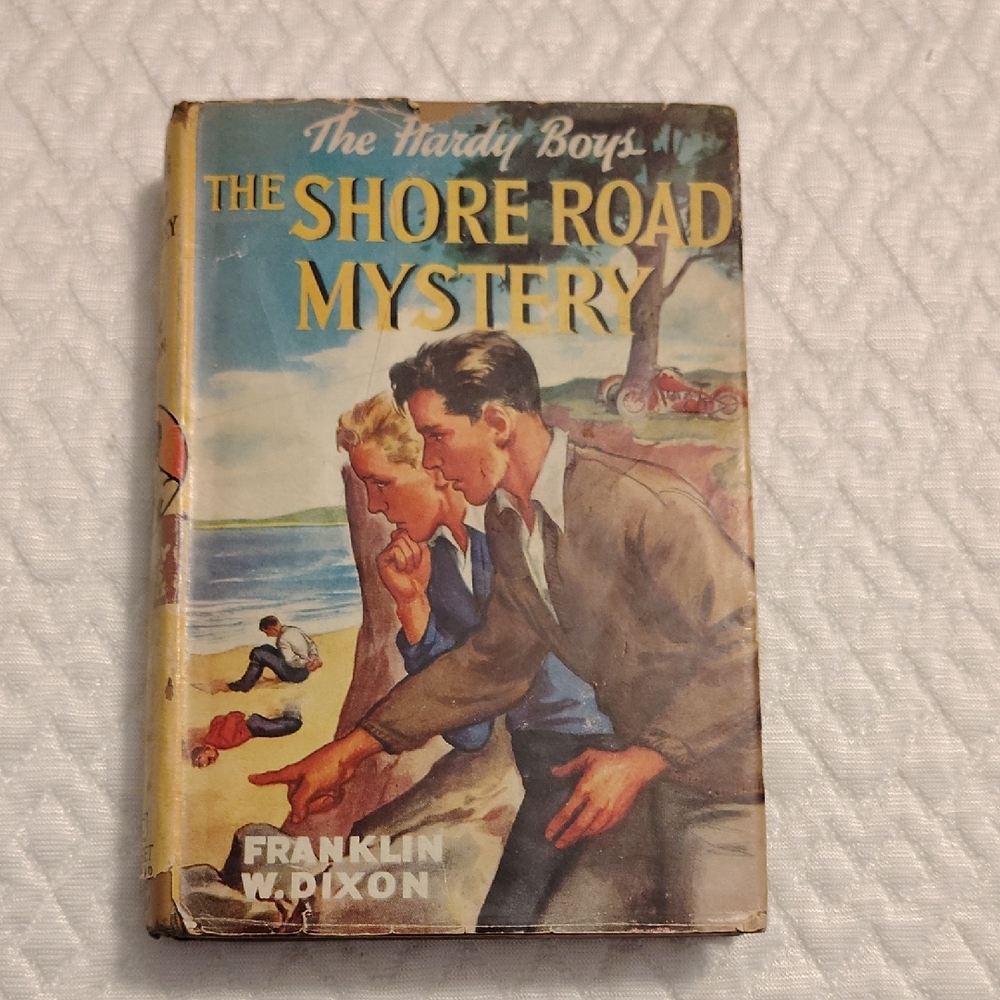 Hardy Boys #6 The Shore Road Mystery Book